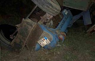 Çanakkale’de tarlada traktör devrildi: 80 yaşındaki...