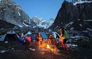 Cennet ve Cehennem Vadisi’nde kamp dönemi başladı