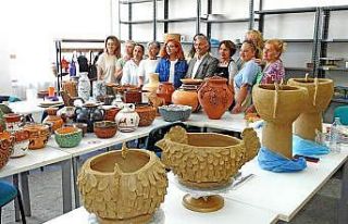 Çeşme Halk Eğitim Merkezi’nde seramiğe sanatsal...