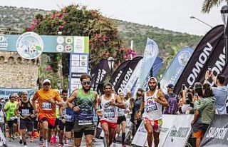 Çeşme Maratonu’na 29 ülkeden 2 bin 606 sporcu...