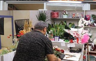Çiçekçilerde yoğunluk yaşandı