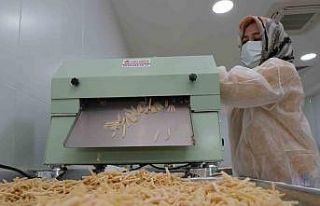 Çiftçi yetiştiriyor, kadınlar üretiyor tüketici...