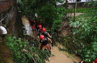 Çin’de toprak kayması: 2 ölü, 19 kayıp