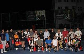 Cizre’de ilk geleneksel kort tenis heyecanı yaşandı