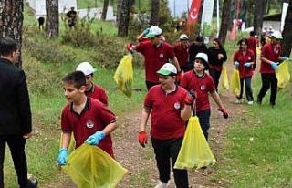 Denizli ‘Orman Benim’ diyerek yeşil örtüsüne...