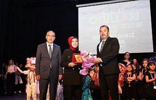 Devlet Tiyatroları Pursaklar Sahnesi’nde minikler...