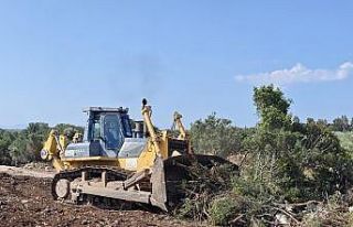 Didim’de yol çalışmaları devam ediyor