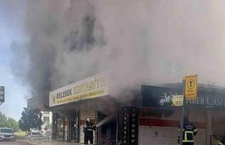 Diyarbakır’da kırtasiye dükkanında yangın