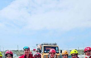 Dorlion Arama Kurtarma Ekibi, Anneler Günü’nde...