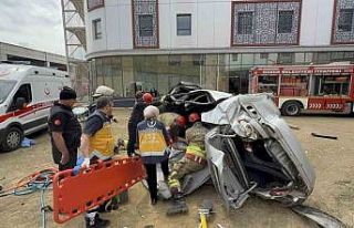 Düzce’de feci kaza 2 yaralı