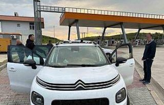 Düzensiz göçmenleri yasa dışı yollarla taşıyan...