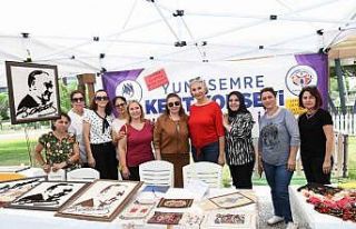 El emeği göz nuru ürünler Atatürk Kent Parkı’nda...