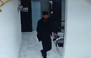 Elazığ’da ayakkabı hırsızlığı kamerada