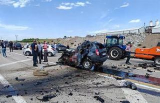 Elazığ’da feci kaza: 1 ölü, 2 ağır yaralı