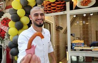 Elazığ’ın en tatlı başarısı: Seyyar satıcılıktan...