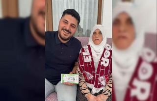 Elazığspor taraftarı Muhsine nine, taraftarlara...