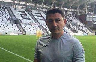 Elazığspor Teknik Direktörü Fırat Gül: "Şehrin...