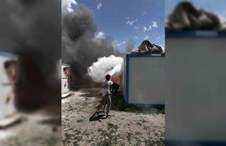 Elbistan’da konteyner kent yangını