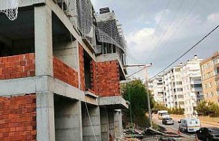 Elektrik akımına kapılan işçi hayatını kaybetti