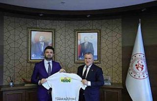 Enes Çelik’ten Gençlik ve Spor Bakanı’na teşekkür...