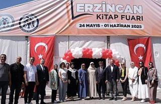 Erzincan Kitap Fuarı kitapseverlere kapılarını...