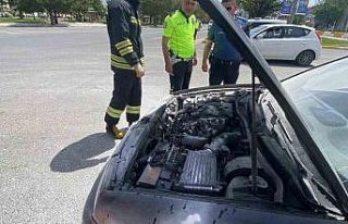 Erzincan’da araç yangını