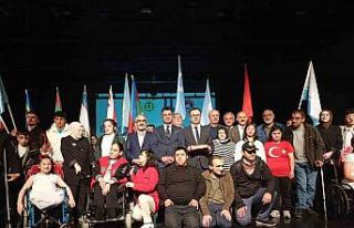 Erzurum’da engelliler haftası etkinliğinde empati...