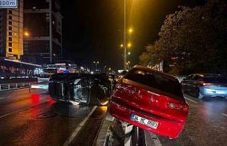 Esenyurt’ta 3 araçlı zincirleme kaza: 2 yaralı