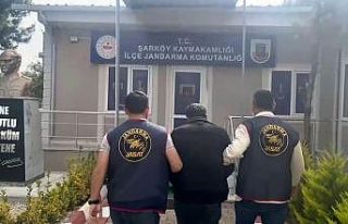 "Eşin kaçakçı" yalanıyla 1 milyon dolandıran...