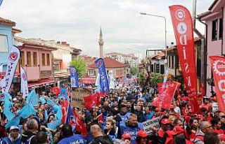 Eskişehir’de 1 Mayıs İşçi Bayramı coşkuyla...