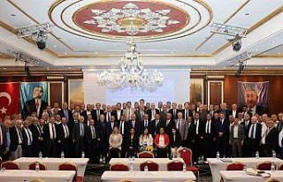 Esnafın sorunları İzmir’de masaya yatırıldı