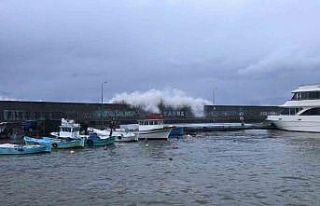Faroz Limanı’nı dev dalgalardan korumak için...