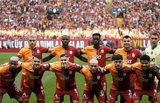 Galatasaray, 8. kez Süper Lig ve Türkiye Kupası’nı...