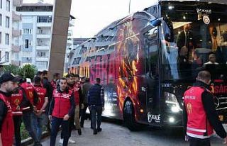 Galatasaray, Gaziantep’te coşkuyla karşılandı