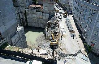 Gaziosmanpaşa’da inşaat çalışmaları esnasında...