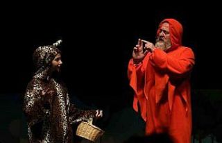 Gebzeli miniklere tiyatro keyfi