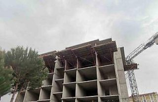 Gediz’de 5.etap TOKİ konutları hızla yükseliyor