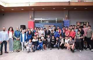 Gençler sordu, Başkan Kurnaz cevapladı