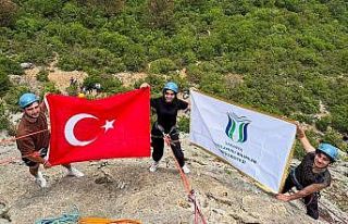 Geyve’de kaya tırmanışı yaptılar