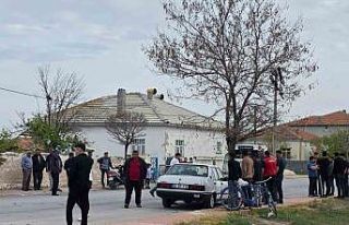 Gözü çıkıp yola fırlayan sürücü hayatını...