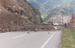 Gümüşhane’de heyelan