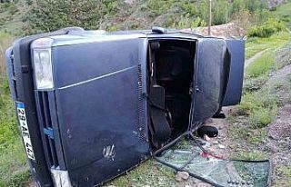 Gümüşhane’de otomobil devrildi: 4 kişi yaralandı