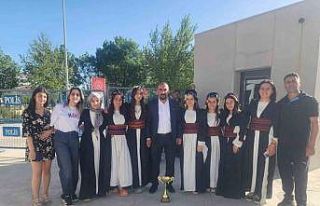 Hakkari’de iki kulüp bölge birincisi oldu