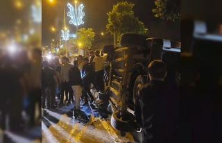 Hakkari’de kontrolden çıkan hafif ticari araç...