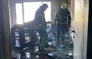 Hatalı park yangına giden itfaiye aracına geçit...