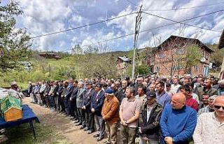 Hayatını kaybeden şehit babası son yolculuğuna...