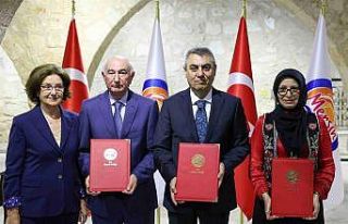 Hayırsever iş insanından eğitime destek