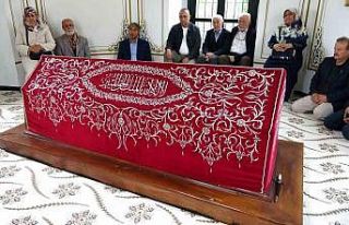 Hayme Ana, Anneler Günü’nde kabri başında anıldı