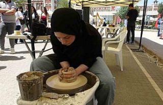 Hedefi Türkiye’de sayıları az olan bayan çömlek...