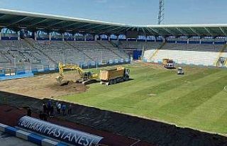 Hiprit çim için ilk kazma